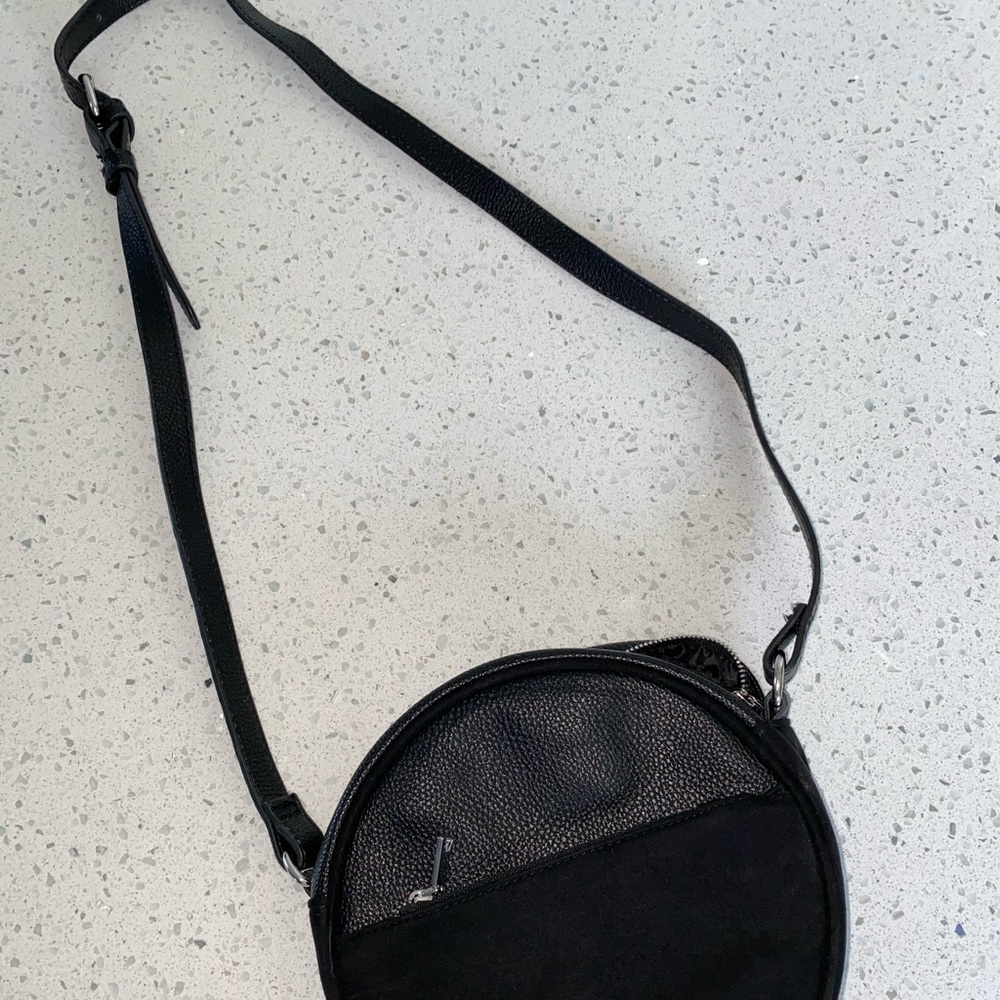 Black h&m crossbody bag